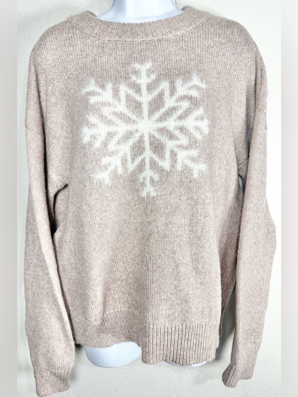 Maurices Cozier Than Cashmere Snowflake Crewneck Sweater Size Medium